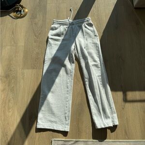 Aritzia TNA Cozy Fleece Straight Leg Sweatpants - Heather Gray